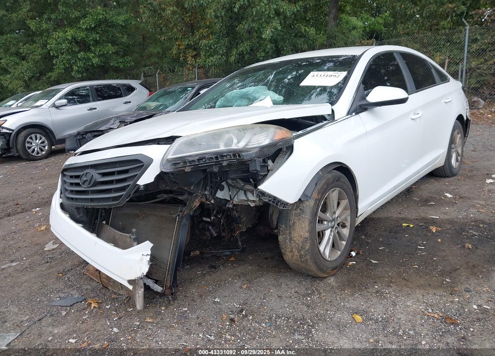 2016 HYUNDAI SONATA VIN: 5NPE24AF1GH312657