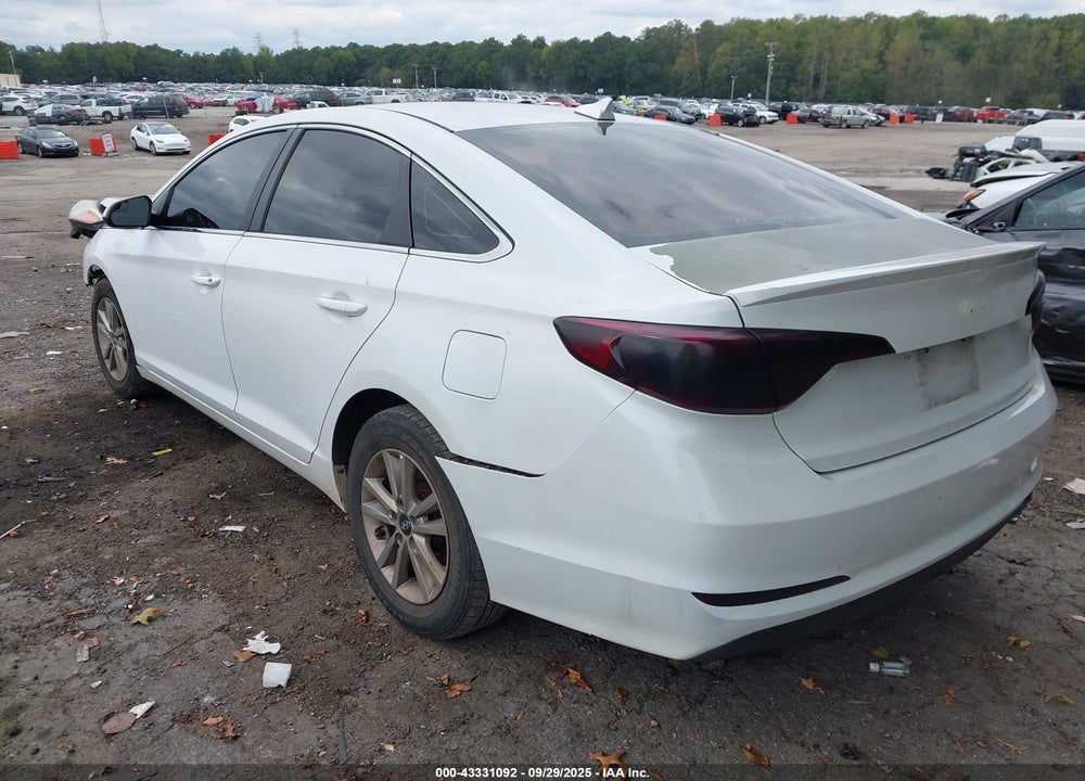 2016 HYUNDAI SONATA VIN: 5NPE24AF1GH312657