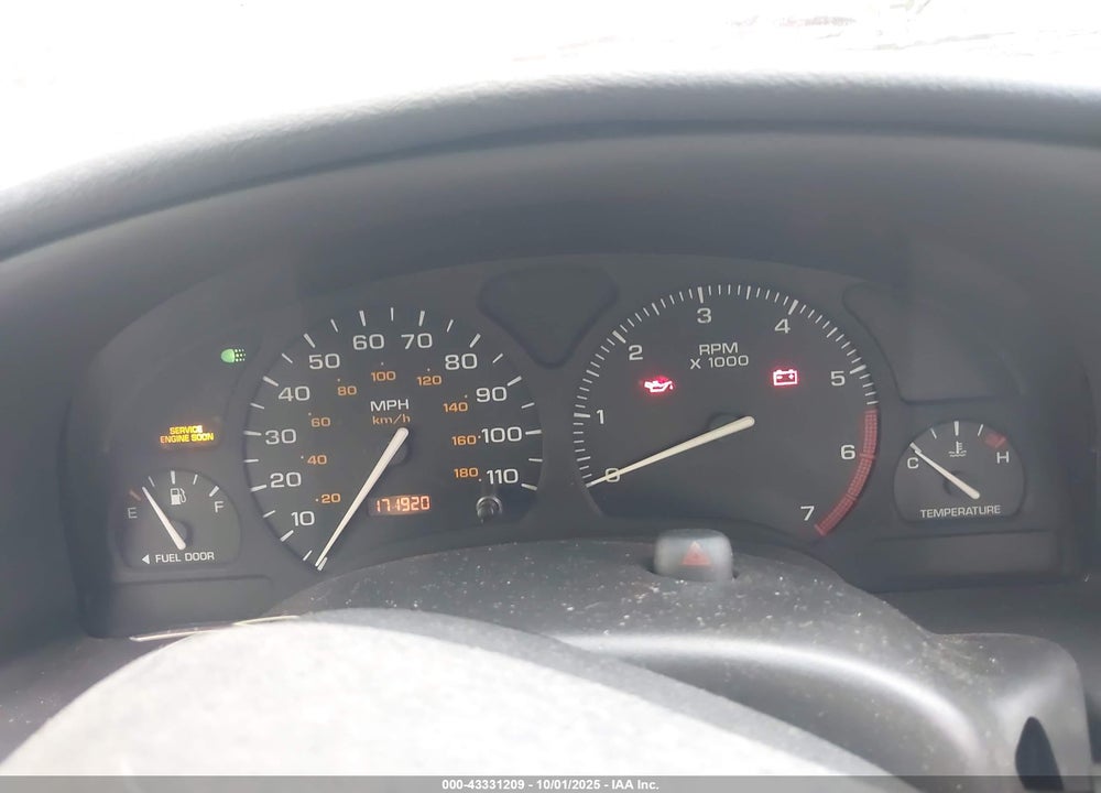 2001 SATURN SL VIN: 1G8ZF52801Z292228