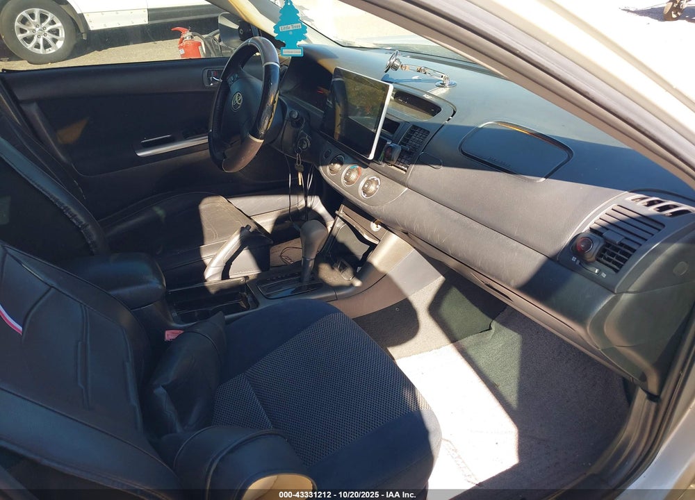2005 TOYOTA CAMRY SE VIN: 4T1BE32K15U536932