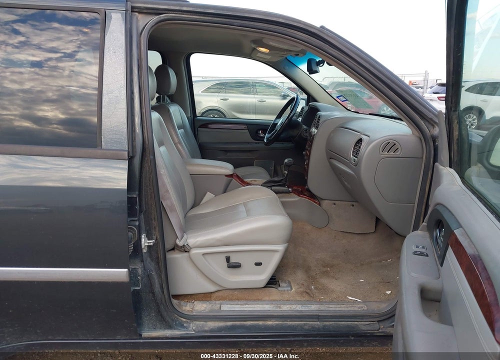 2006 GMC ENVOY SLT VIN: 1GKDS13S462358945