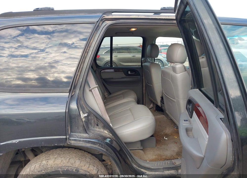 2006 GMC ENVOY SLT VIN: 1GKDS13S462358945