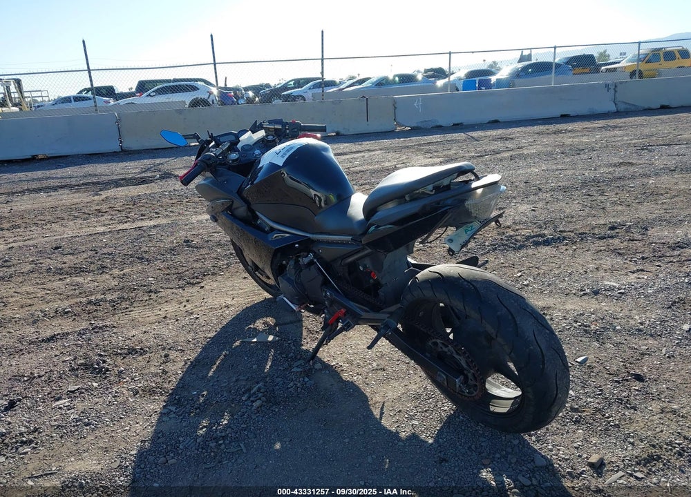 2009 YAMAHA FZ6 R/C VIN: JYARJ18Y49A000509