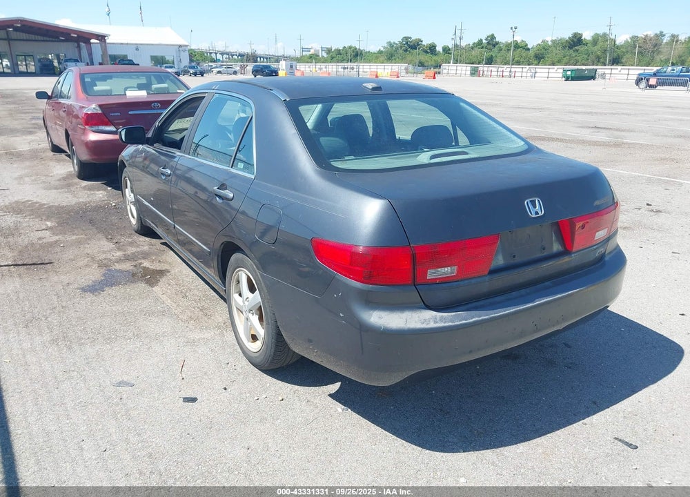 2005 HONDA ACCORD 2.4 EX VIN: 1HGCM56845A170327