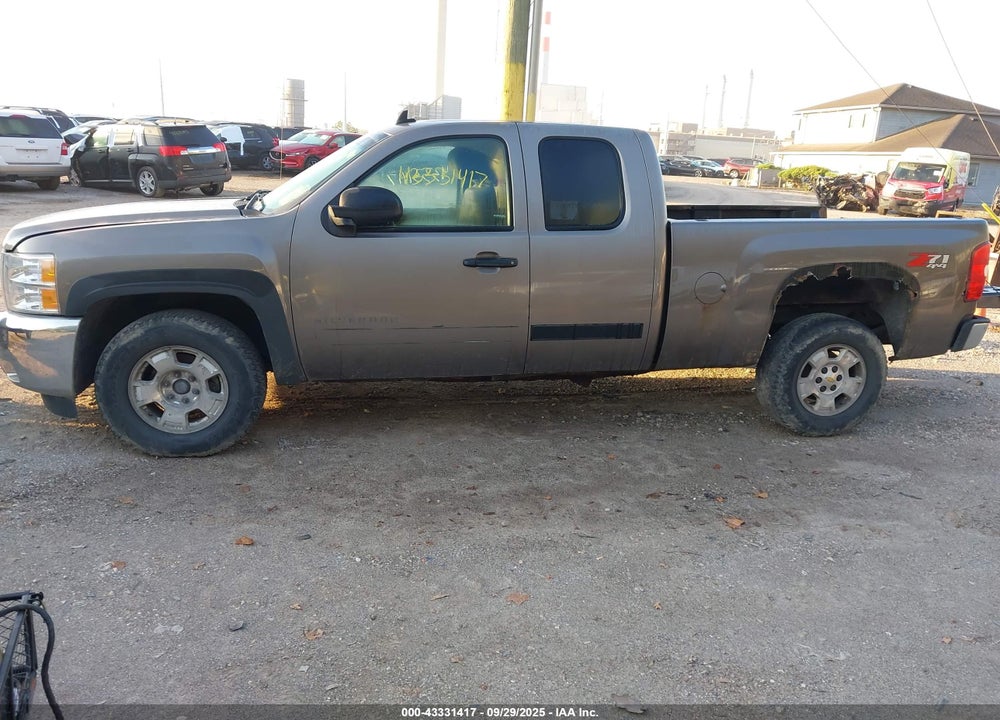 2013 CHEVROLET SILVERADO 1500 VIN: 1GCRKSE79DZ215137
