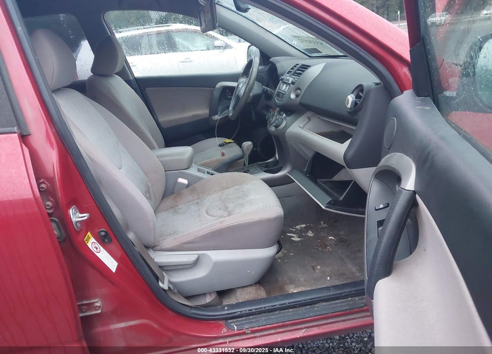 2007 TOYOTA RAV4 VIN: JTMBD33V276043686