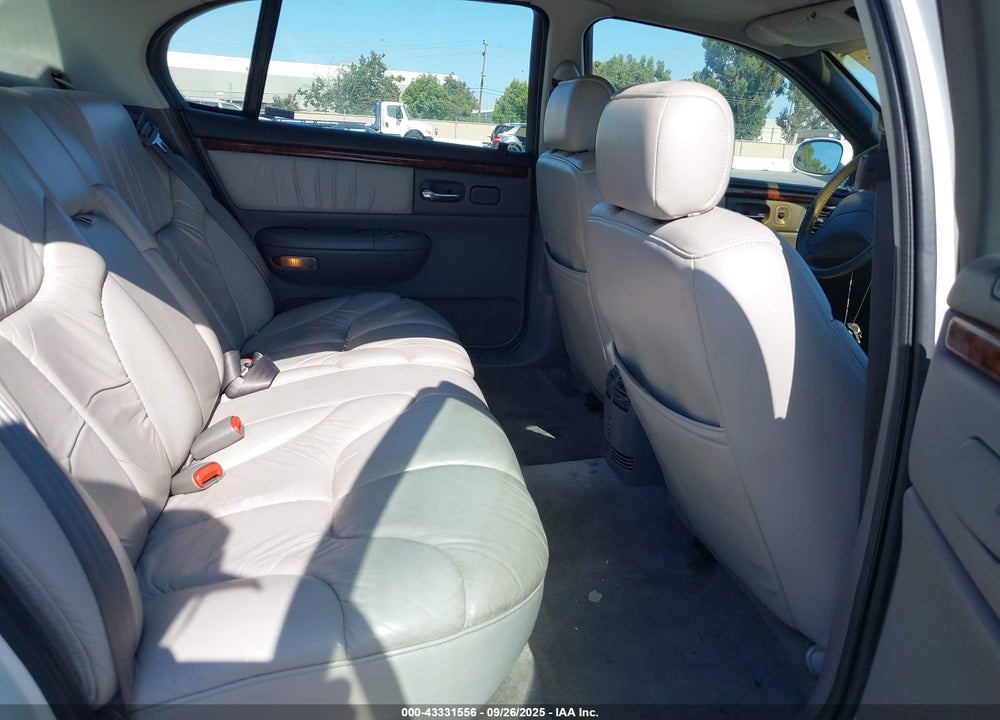 1994 CHRYSLER LHS VIN: 2C3ED56F9RH225470