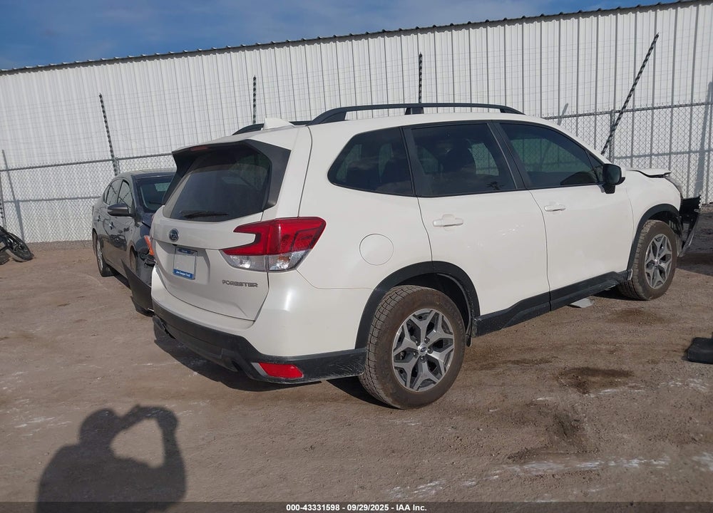 2020 SUBARU FORESTER PREMIUM VIN: JF2SKAJC9LH451646