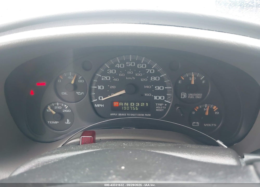 2005 CHEVROLET ASTRO VIN: 1GNDM19X75B125091