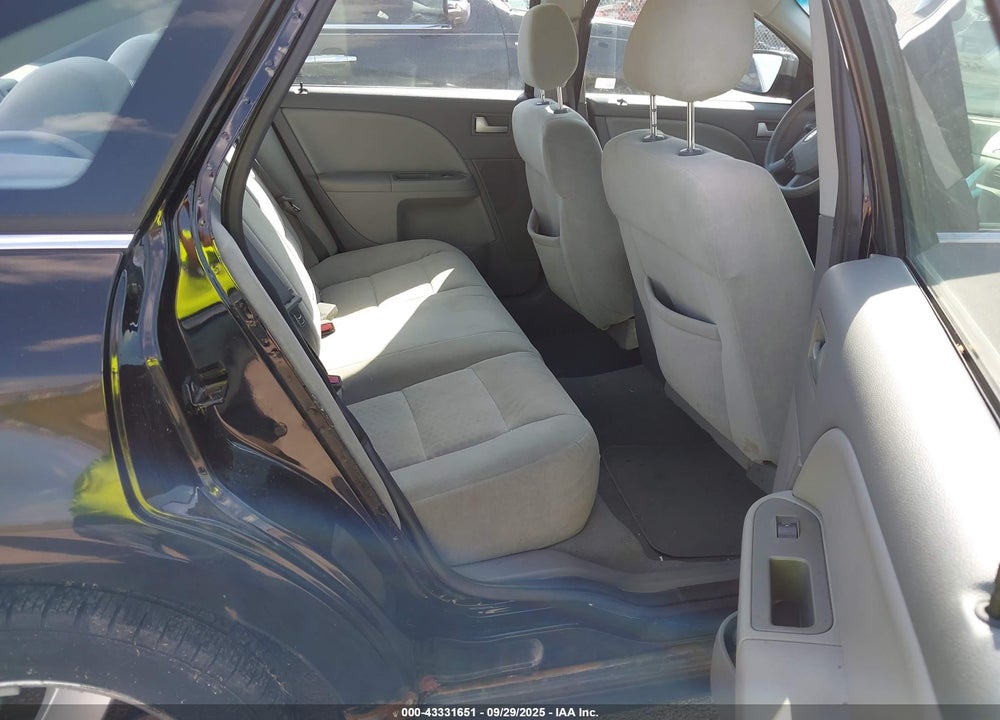 2006 FORD FIVE HUNDRED SE VIN: 1FAFP23186G188195
