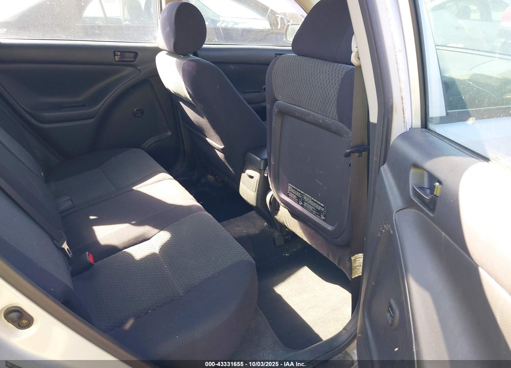 2005 TOYOTA MATRIX VIN: 2T1KR32E15C332048