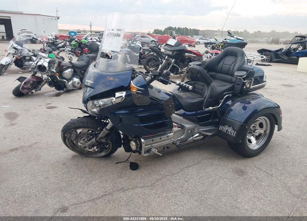 2007 HONDA GL1800 VIN: 1HFSC47F97A603217