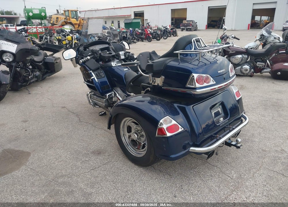2007 HONDA GL1800 VIN: 1HFSC47F97A603217