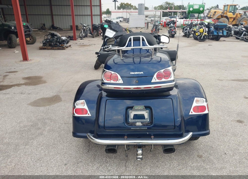 2007 HONDA GL1800 VIN: 1HFSC47F97A603217