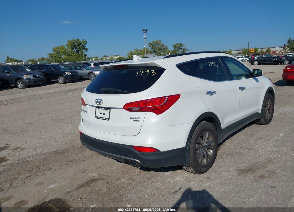 2014 HYUNDAI SANTA FE SPORT 2.4L VIN: 5XYZUDLB2EG228700