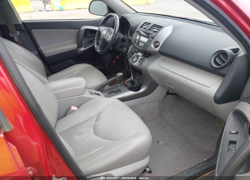 2007 TOYOTA RAV4 LIMITED V6 VIN: JTMBK31V476020192
