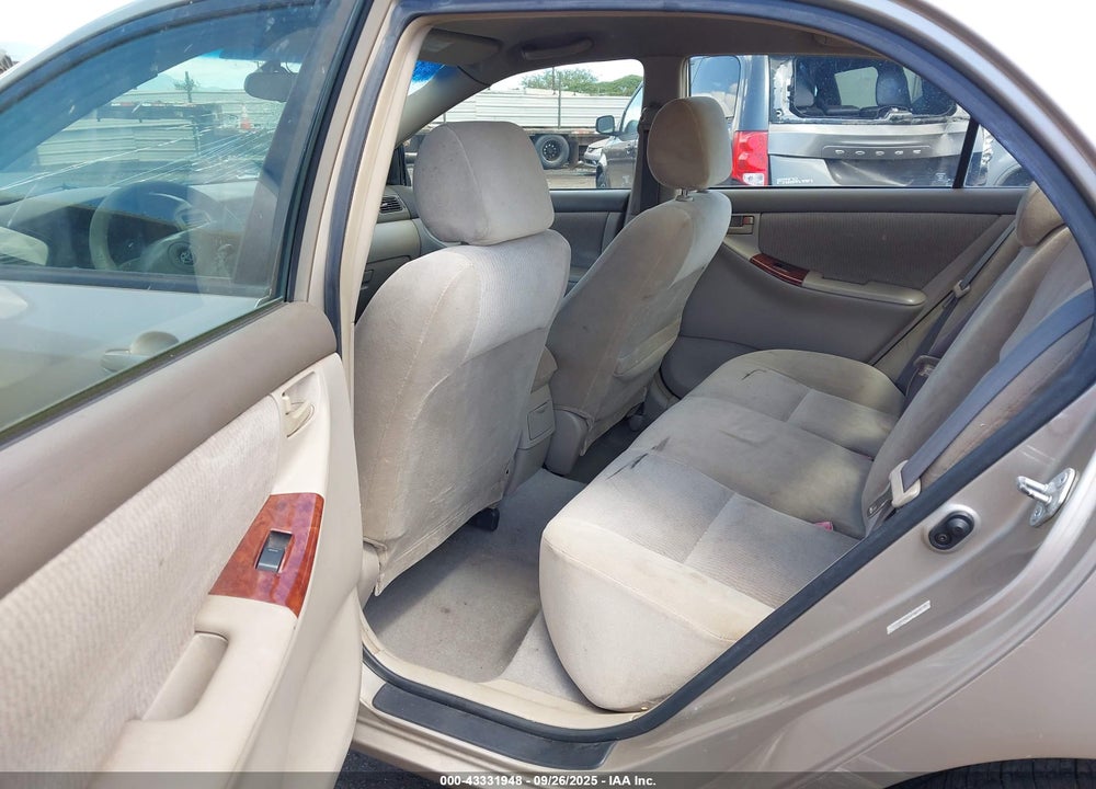 2005 TOYOTA COROLLA LE VIN: 1NXBR32E25Z378907