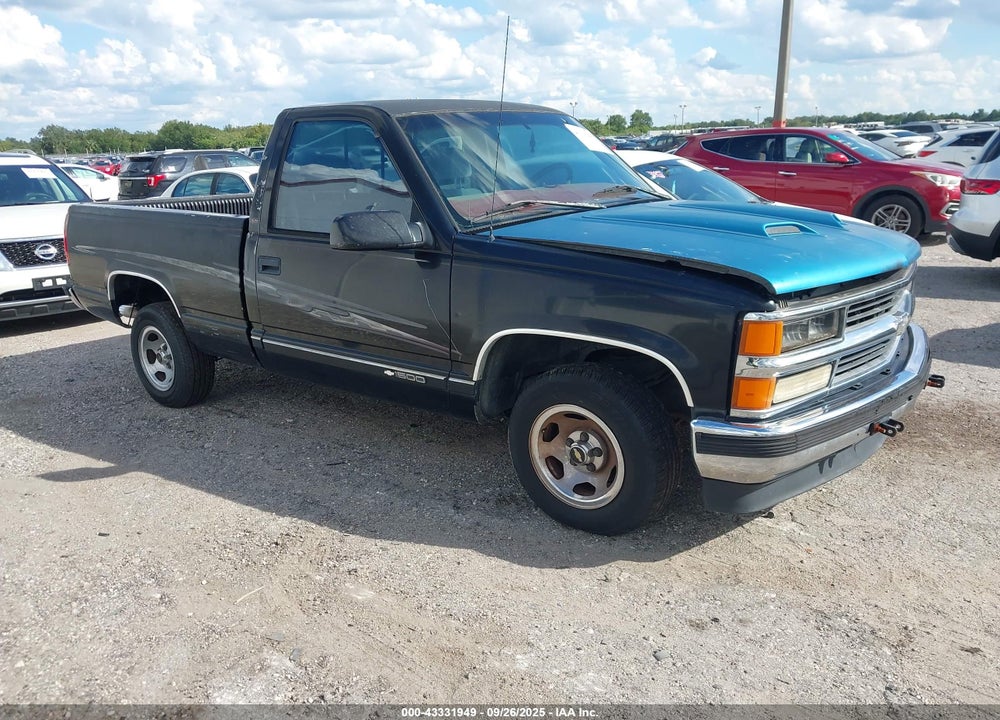 1997 CHEVROLET C1500 FLEETSIDE VIN: 1GCEC14M6VZ132831