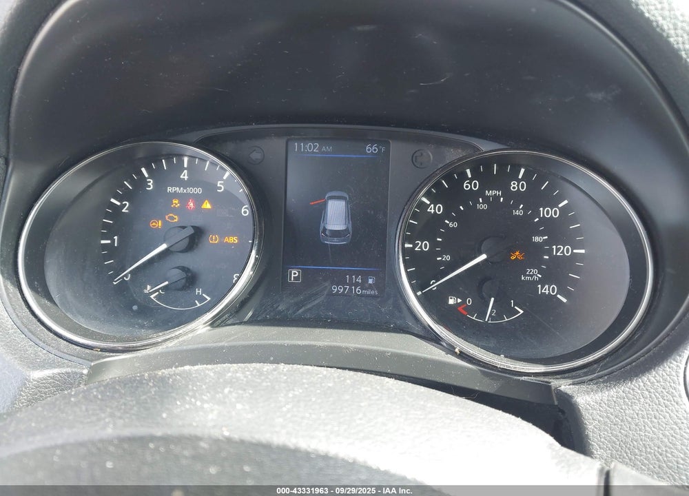 2018 NISSAN ROGUE SV VIN: KNMAT2MV8JP546602