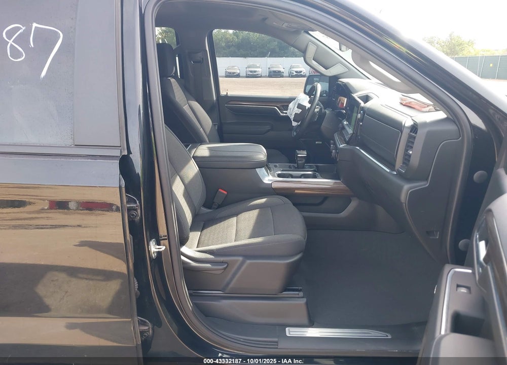 2023 CHEVROLET SILVERADO 1500 4WD SHORT BED RST VIN: 1GCUDEED5PZ199678