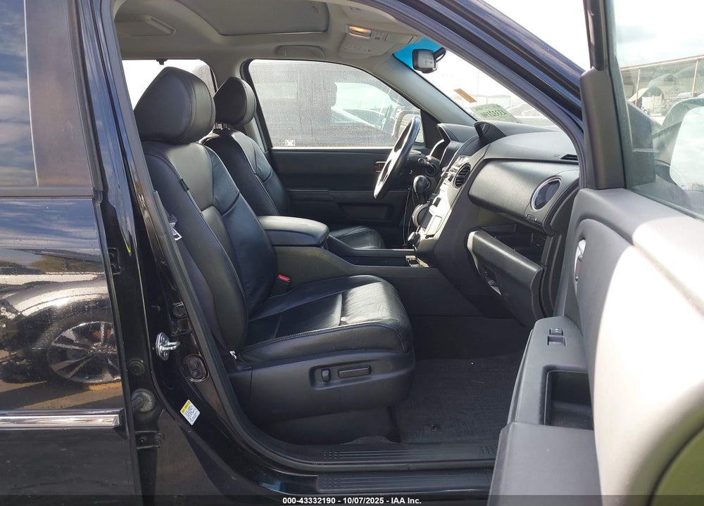 2012 HONDA PILOT VIN: 5FNYF3H98CB040614