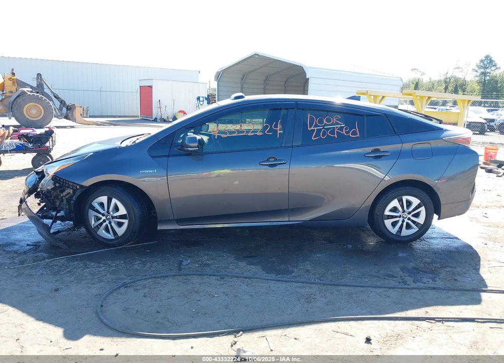 2017 TOYOTA PRIUS VIN: JTDKARFU1H3048041