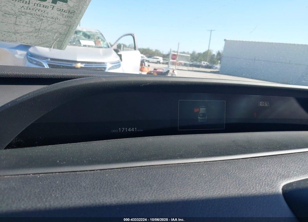 2017 TOYOTA PRIUS VIN: JTDKARFU1H3048041