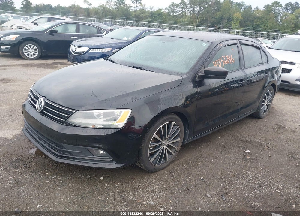 2016 VOLKSWAGEN JETTA VIN: 3VWD17AJ3GM270763