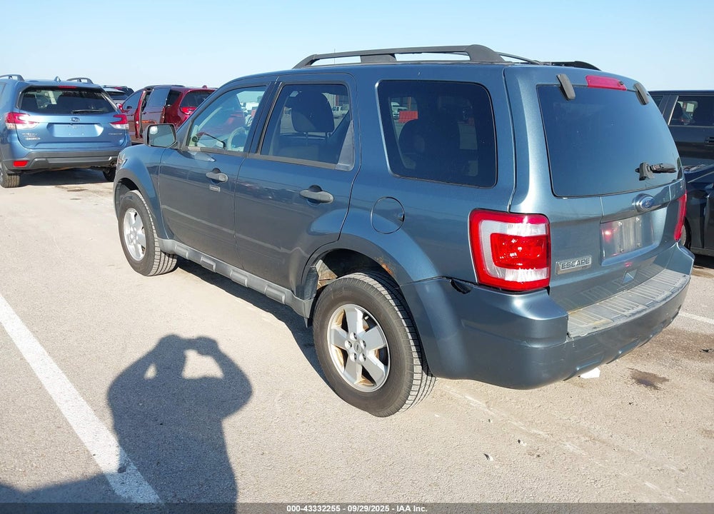 2010 FORD ESCAPE VIN: 1FMCU0D75AKB80697