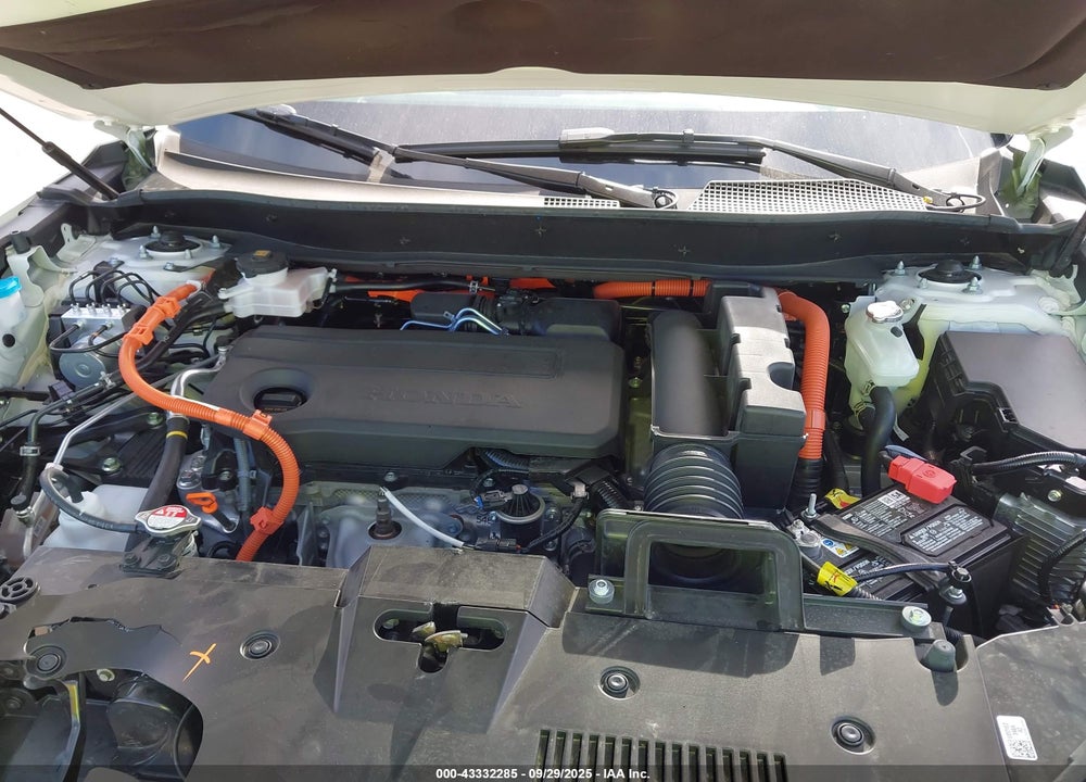 2025 HONDA CR-V HYBRID SPORT-L VIN: 7FARS6H81SE100986