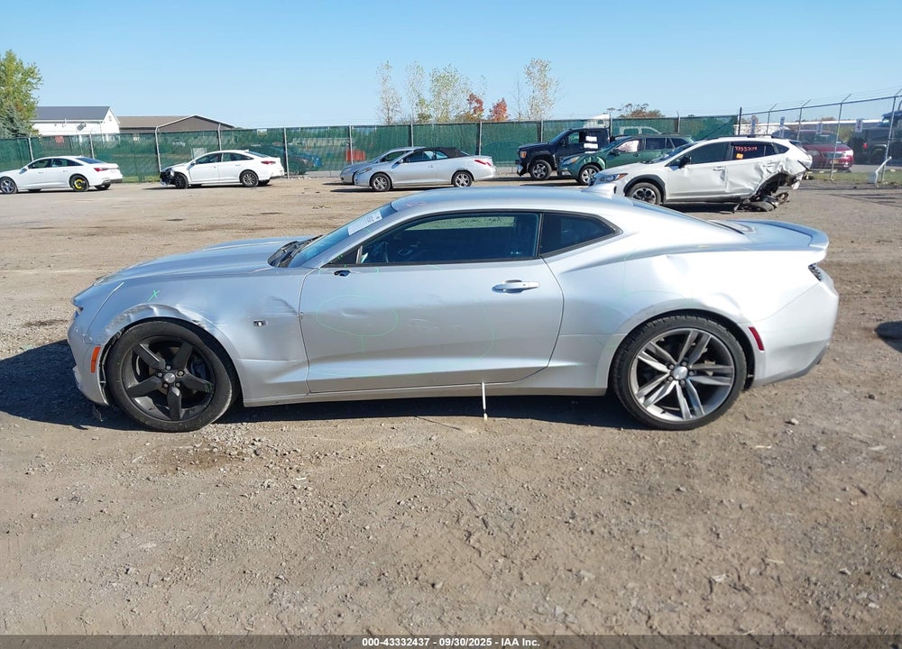 2018 CHEVROLET CAMARO VIN: 1G1FB1RX6J0163207