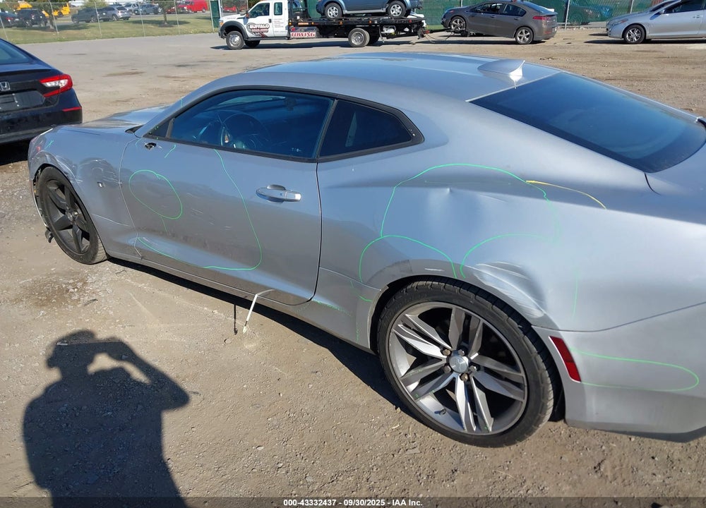 2018 CHEVROLET CAMARO VIN: 1G1FB1RX6J0163207