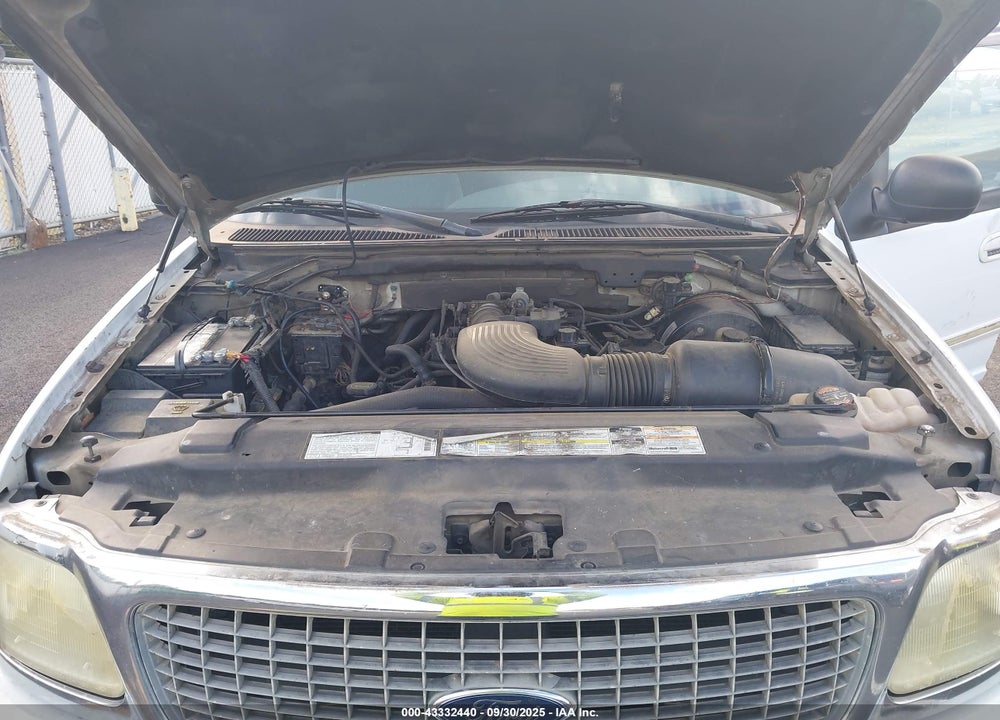 2001 FORD EXPEDITION VIN: 1FMRU15W41LA63502