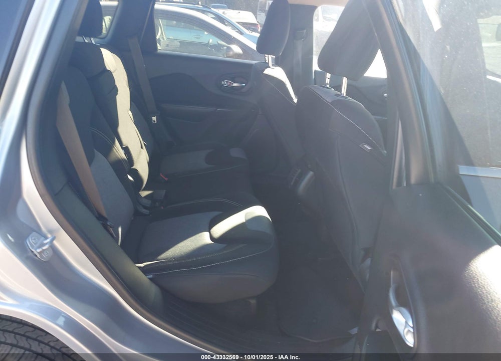 2014 JEEP CHEROKEE LATITUDE VIN: 1C4PJMCB9EW208396