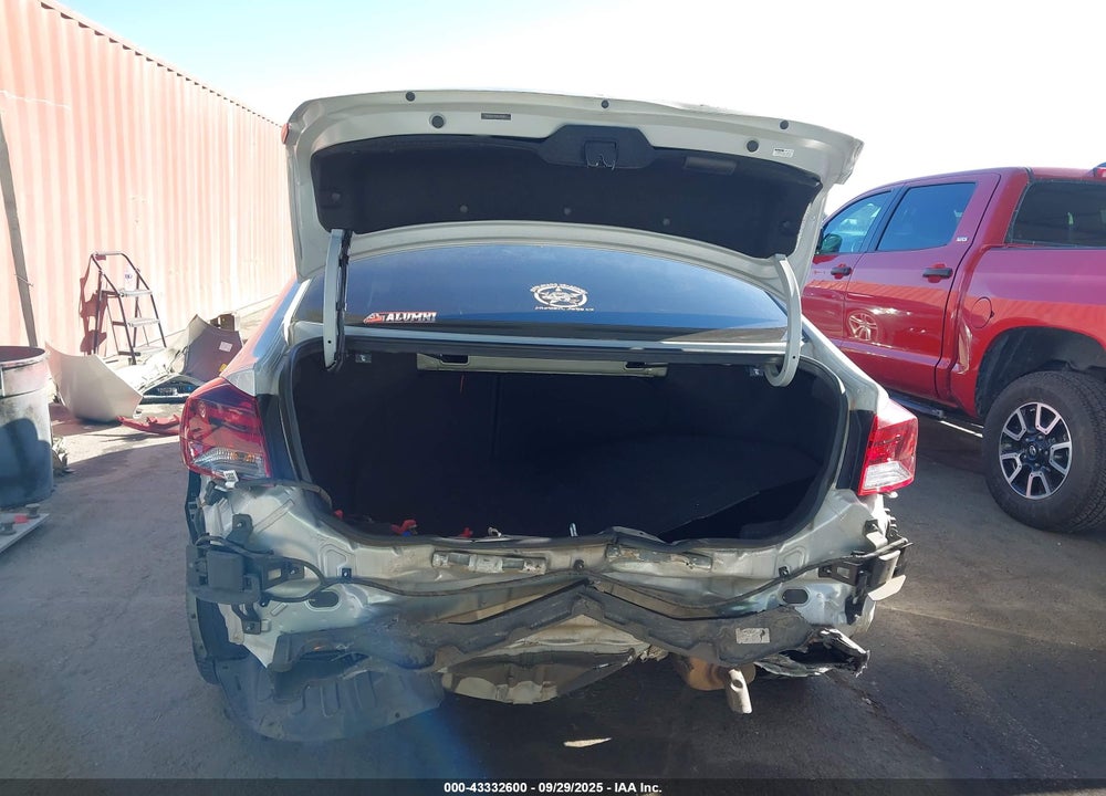 2019 HYUNDAI ELANTRA VIN: 5NPD84LF6KH412852
