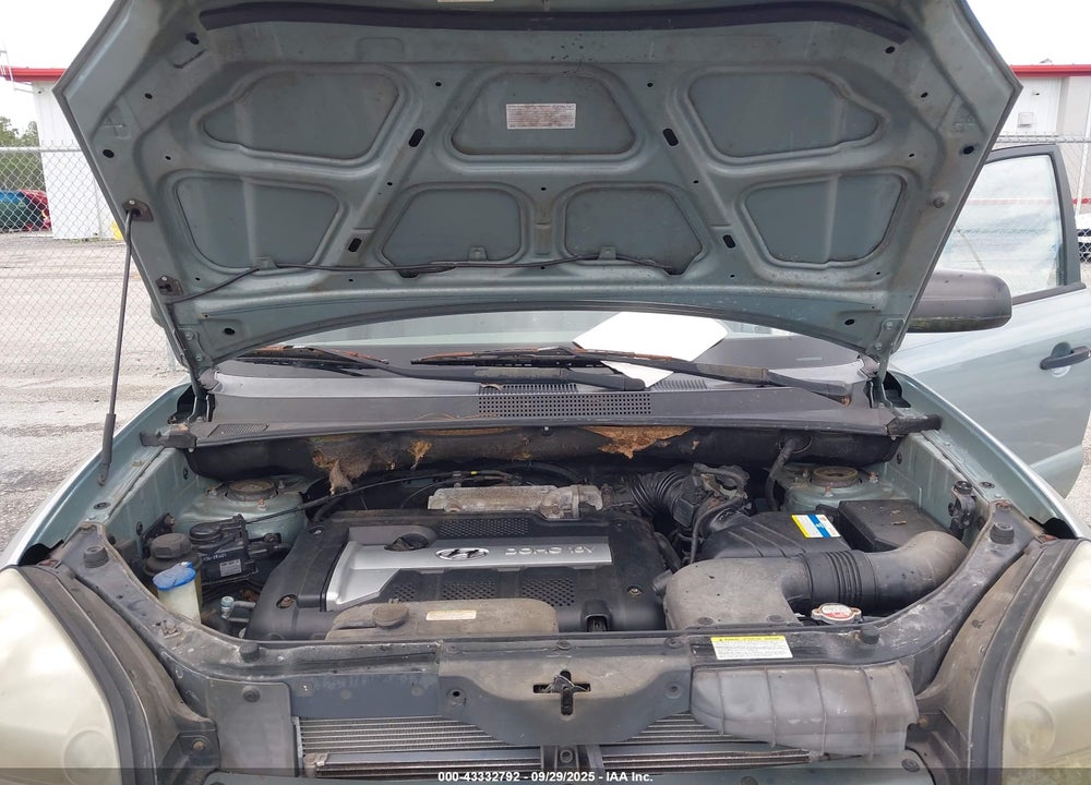 2007 HYUNDAI TUCSON GLS VIN: KM8JM12B77U549464