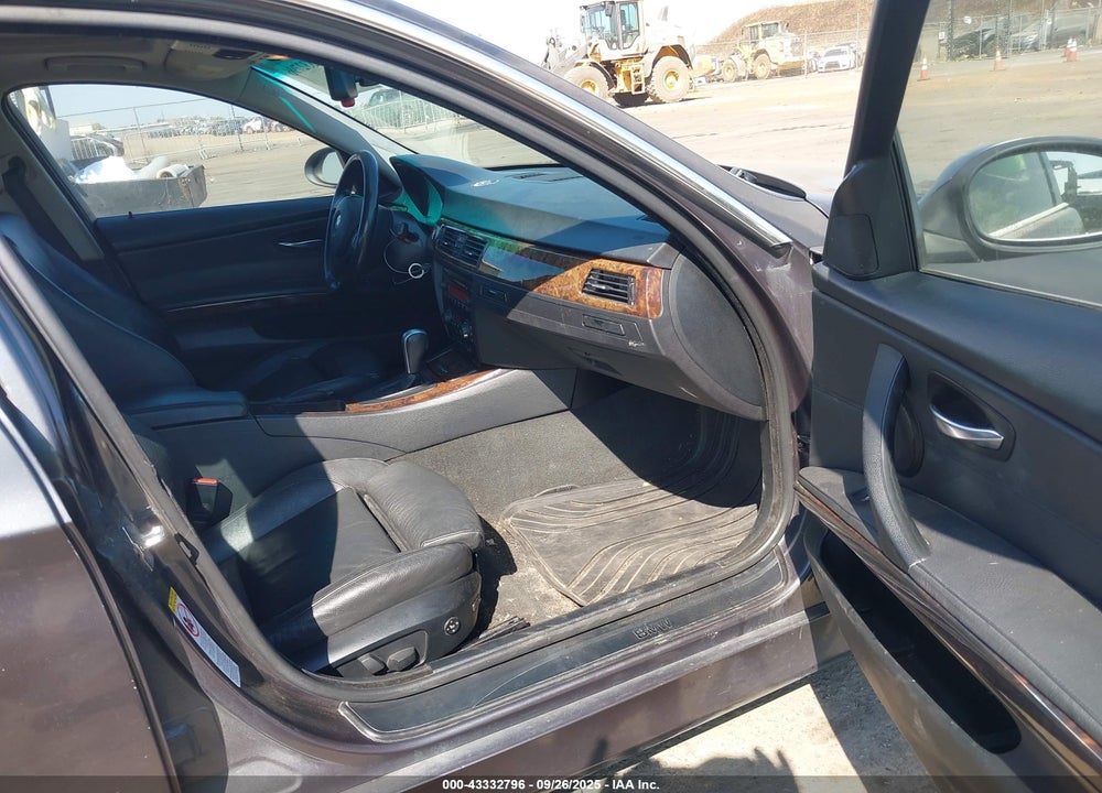 2006 BMW 3 SERIES VIN: WBAVB335X6KR81974