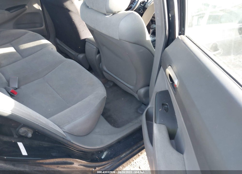 2008 HONDA CIVIC VIN: 1HGFA16598L012000