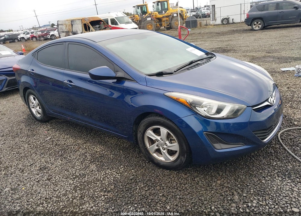 2015 HYUNDAI ELANTRA SE VIN: 5NPDH4AE1FH556485