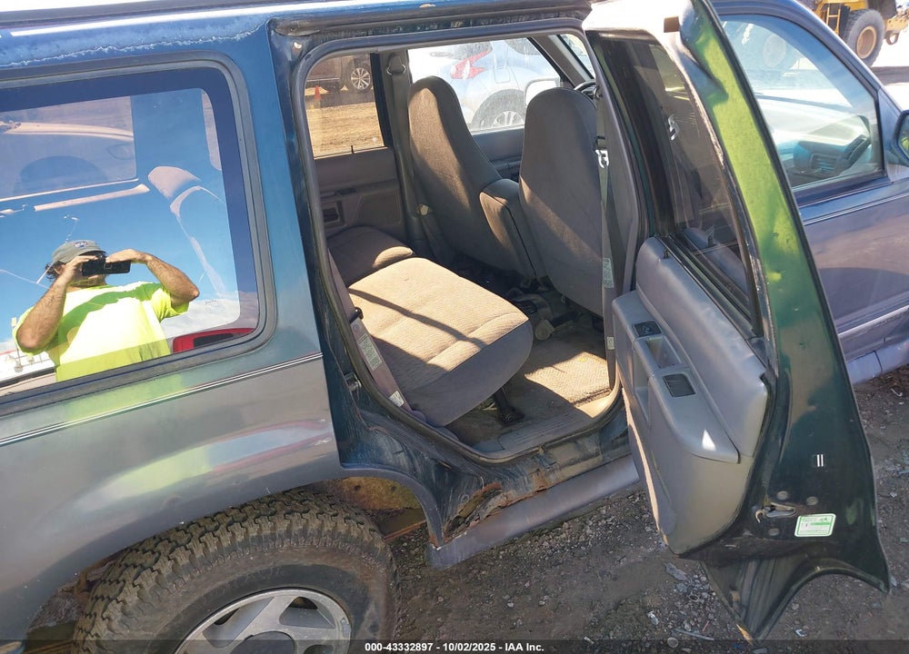 1993 FORD EXPLORER VIN: 1FMDU34X5PUB82419