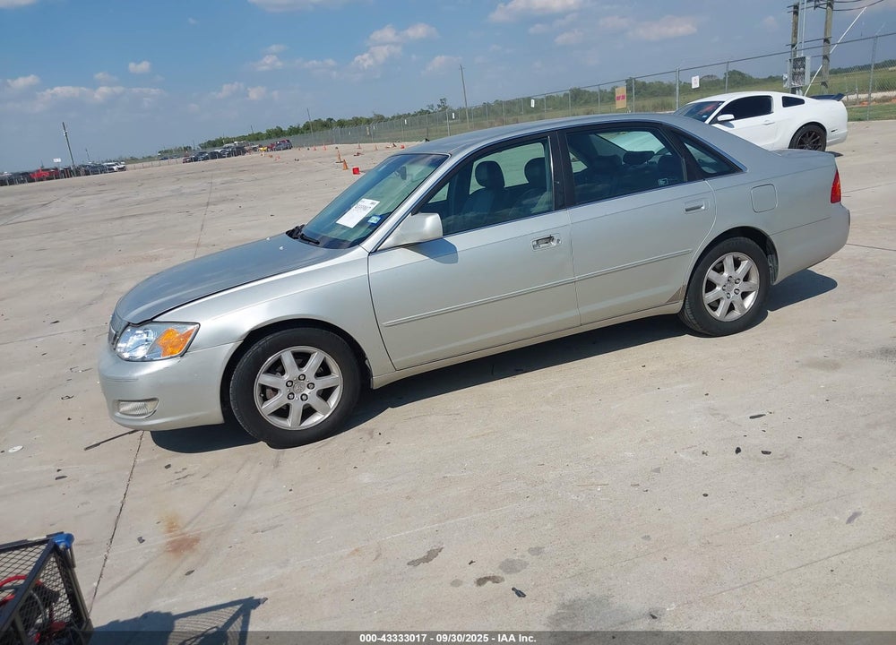 2000 TOYOTA AVALON XLS VIN: 4T1BF28B7YU069924