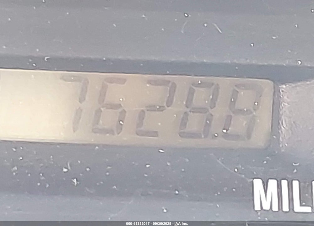 2000 TOYOTA AVALON XLS VIN: 4T1BF28B7YU069924
