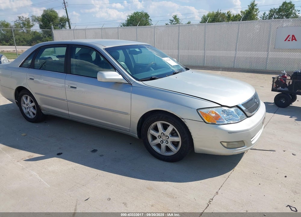 2000 TOYOTA AVALON XLS VIN: 4T1BF28B7YU069924