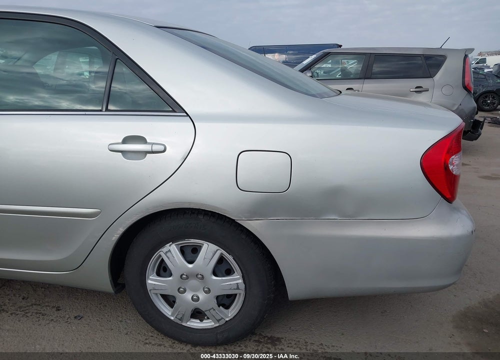 2002 TOYOTA CAMRY LE VIN: JTDBE32K020034954