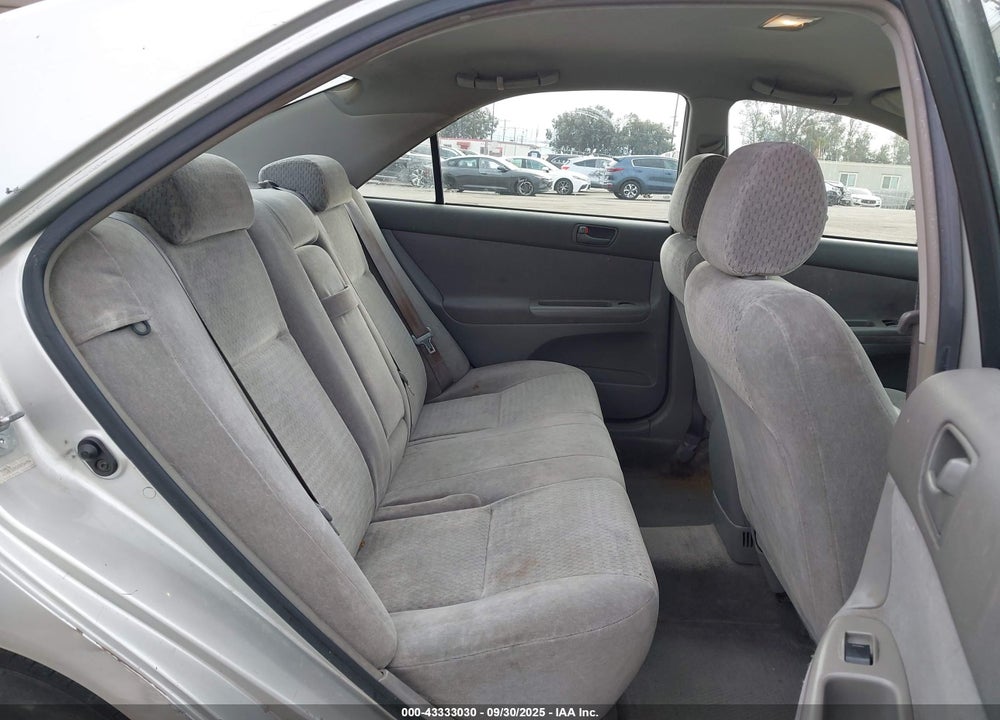 2002 TOYOTA CAMRY LE VIN: JTDBE32K020034954