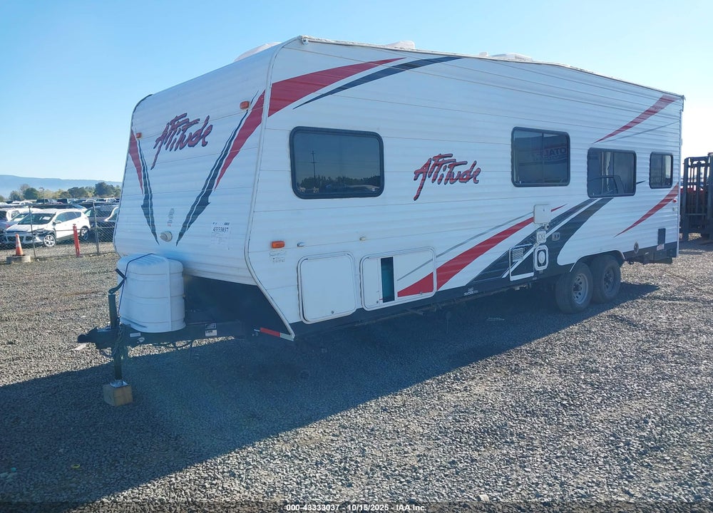 2013 ECLIPSE M-24FS ATTITUDE META VIN: 5LZBE2422DR010521