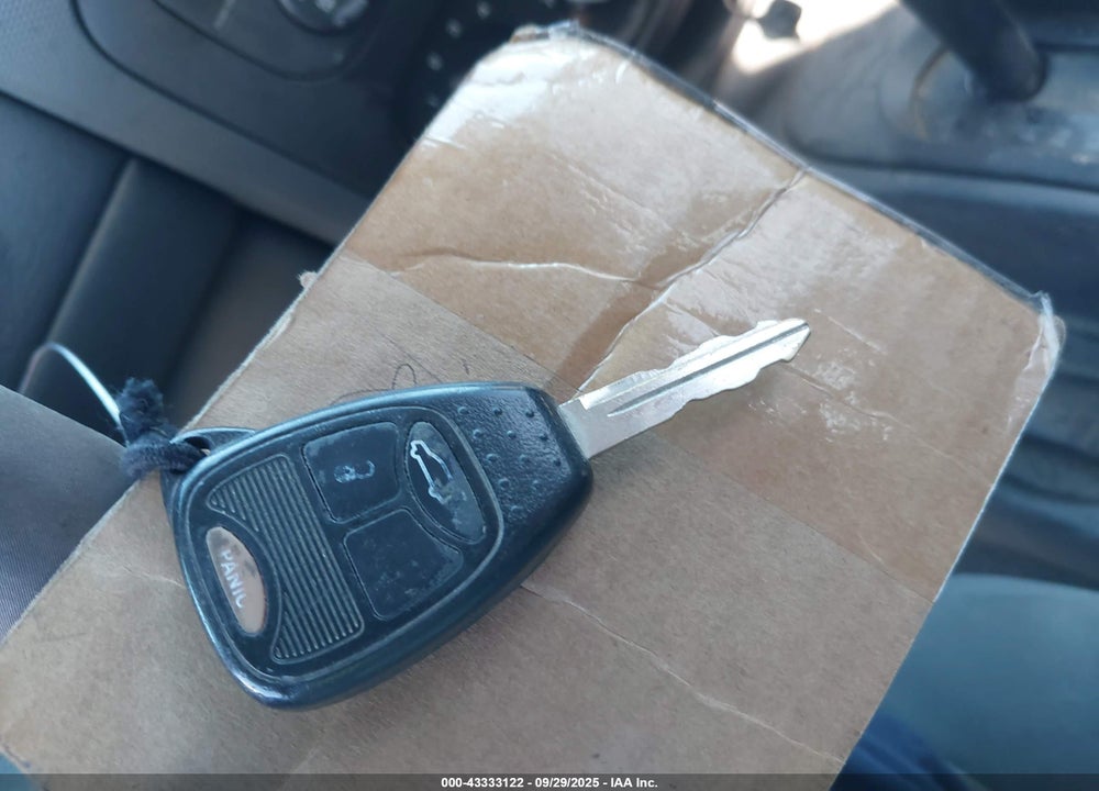 2007 JEEP LIBERTY VIN: 1J4GL48K37W574922