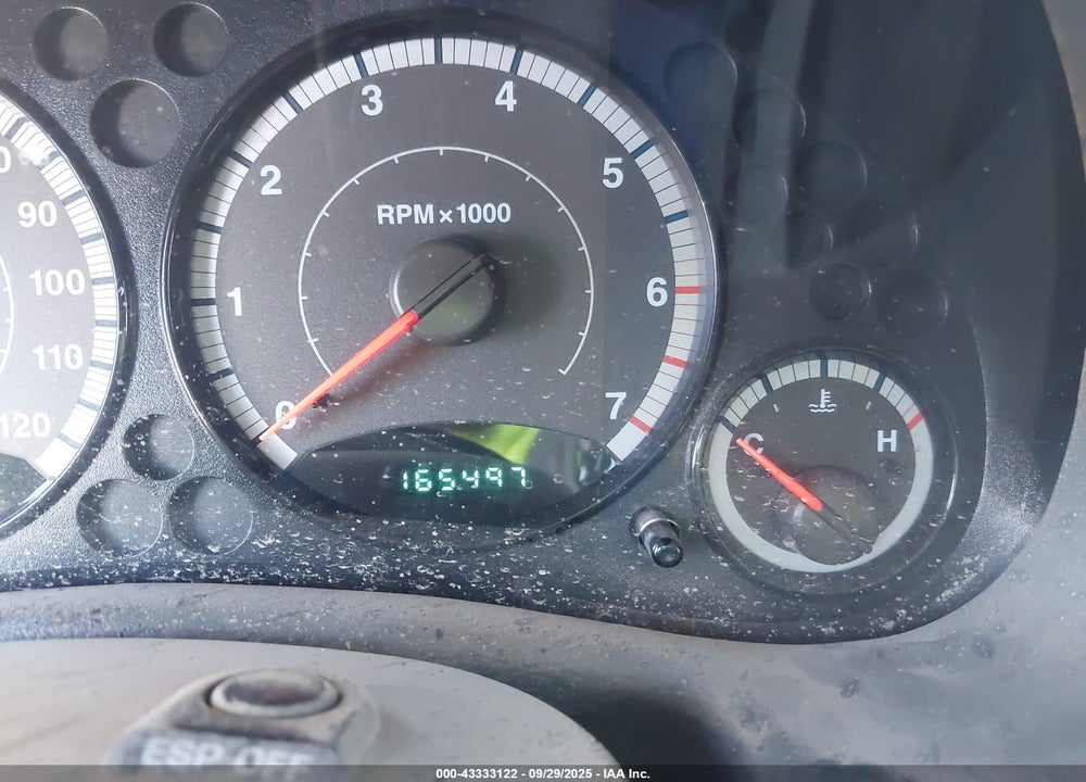 2007 JEEP LIBERTY VIN: 1J4GL48K37W574922