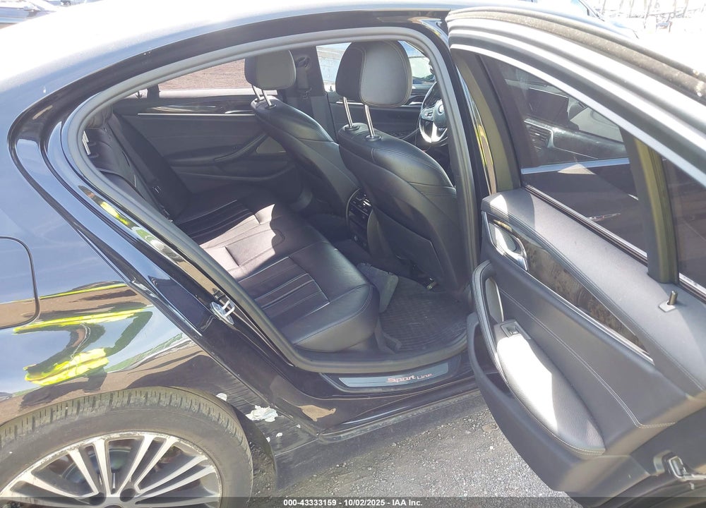 2017 BMW 540I XDRIVE VIN: WBAJE7C38HG888047