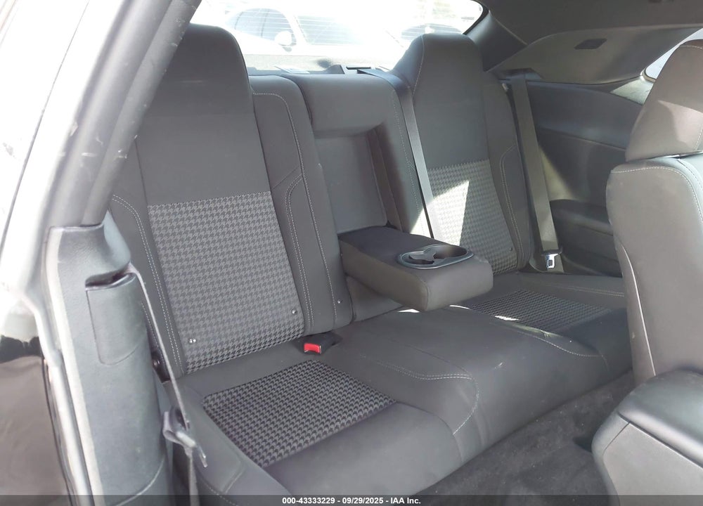 2018 DODGE CHALLENGER VIN: 2C3CDZBT9JH271508